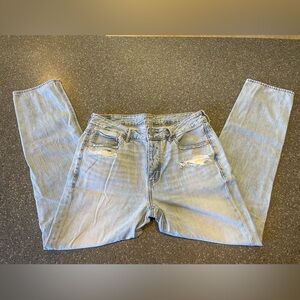 American Eagle Outfitters Light Wash Distressed Boyfriend Jeans